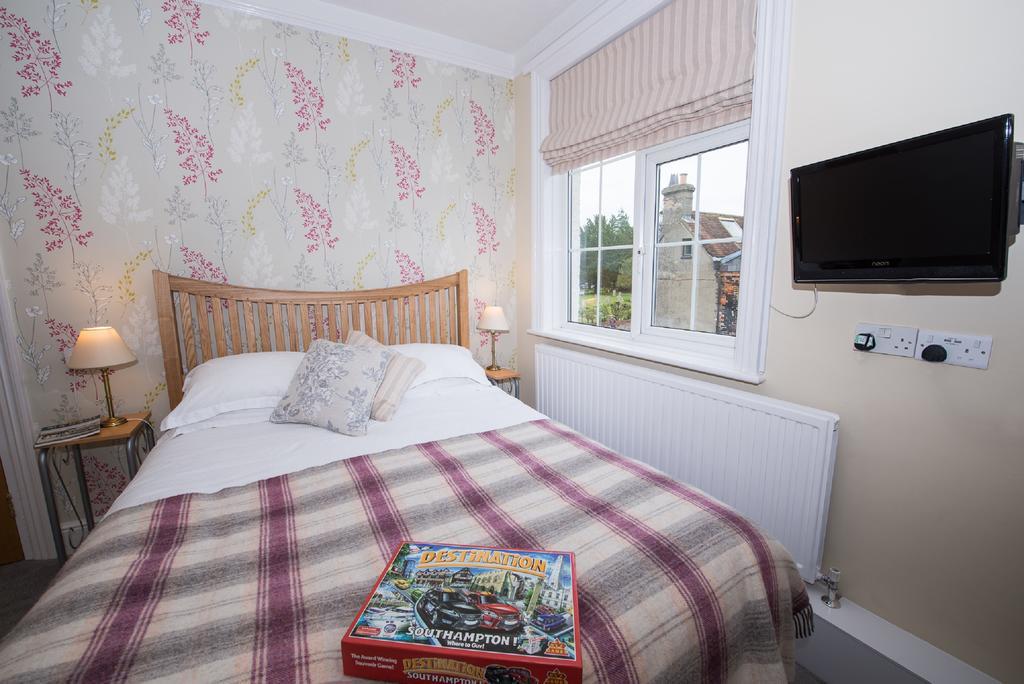 The Maples Bed & Breakfast Hythe  Exterior foto